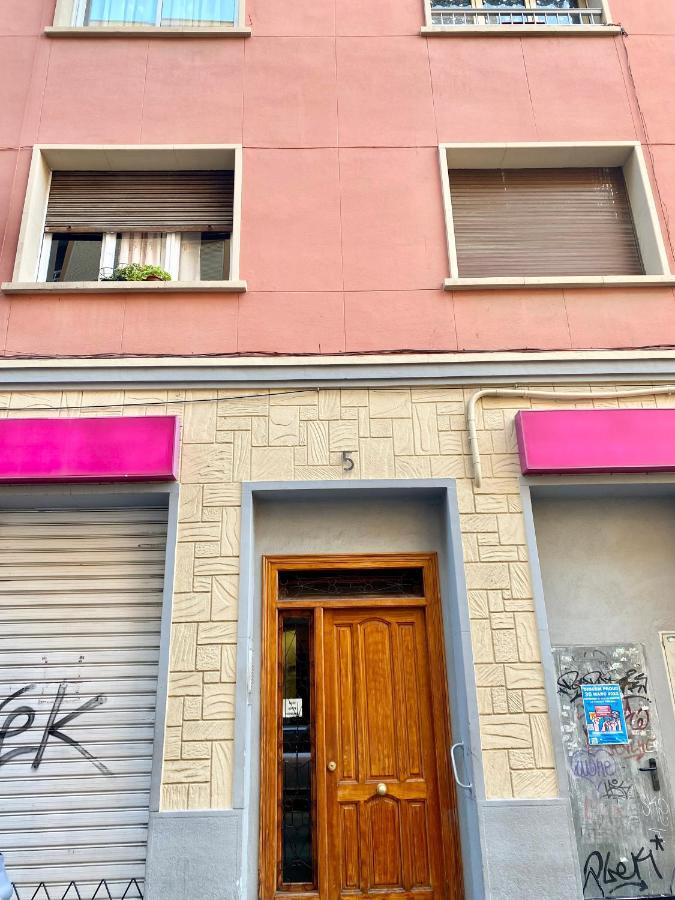 Habitacion Barato En Piso Familiar Compartido El Centro De La Ciudad Cerca De La Estacion De Autobuses 타라고나 외부 사진