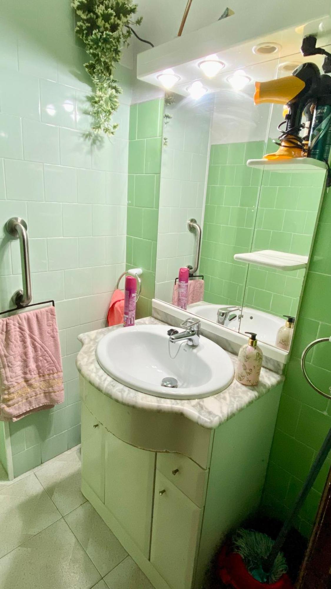 Habitacion Barato En Piso Familiar Compartido El Centro De La Ciudad Cerca De La Estacion De Autobuses 타라고나 외부 사진